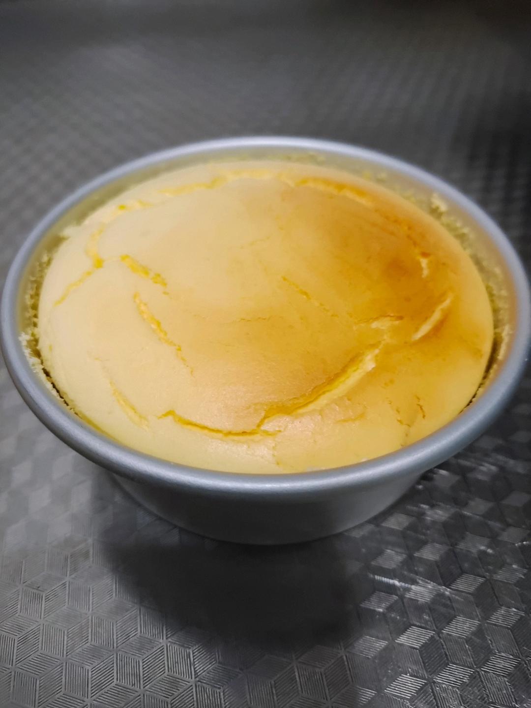 好吃到停不了口的乳酪蛋糕(制作方法十分简单)