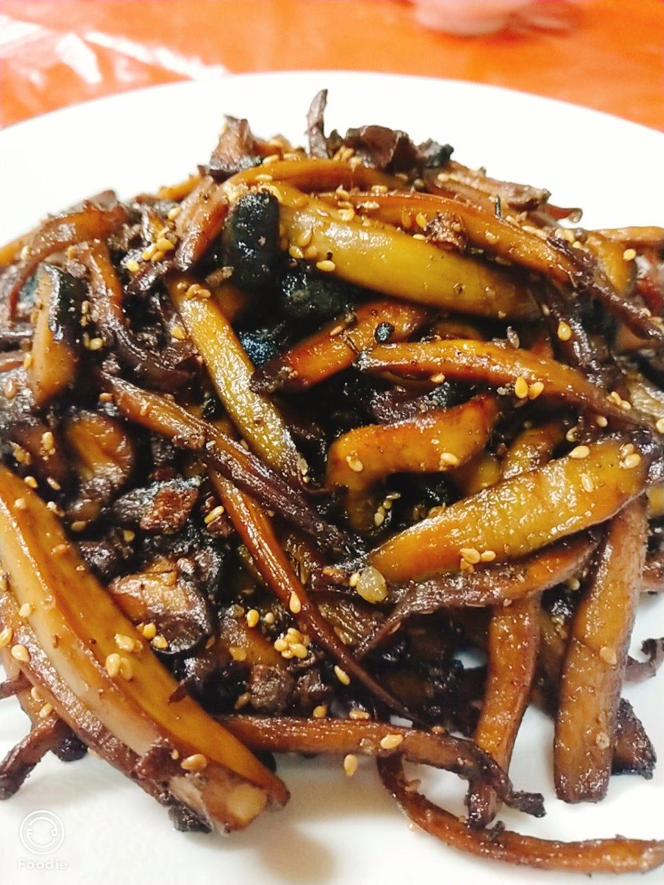 干煸手撕杏鲍菇