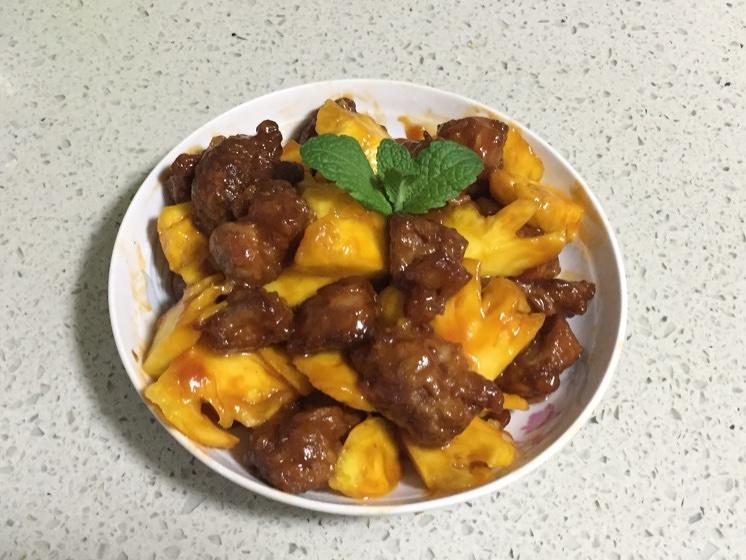 菠萝古老肉的做法(菠萝古老肉的做法家常做法窍门)