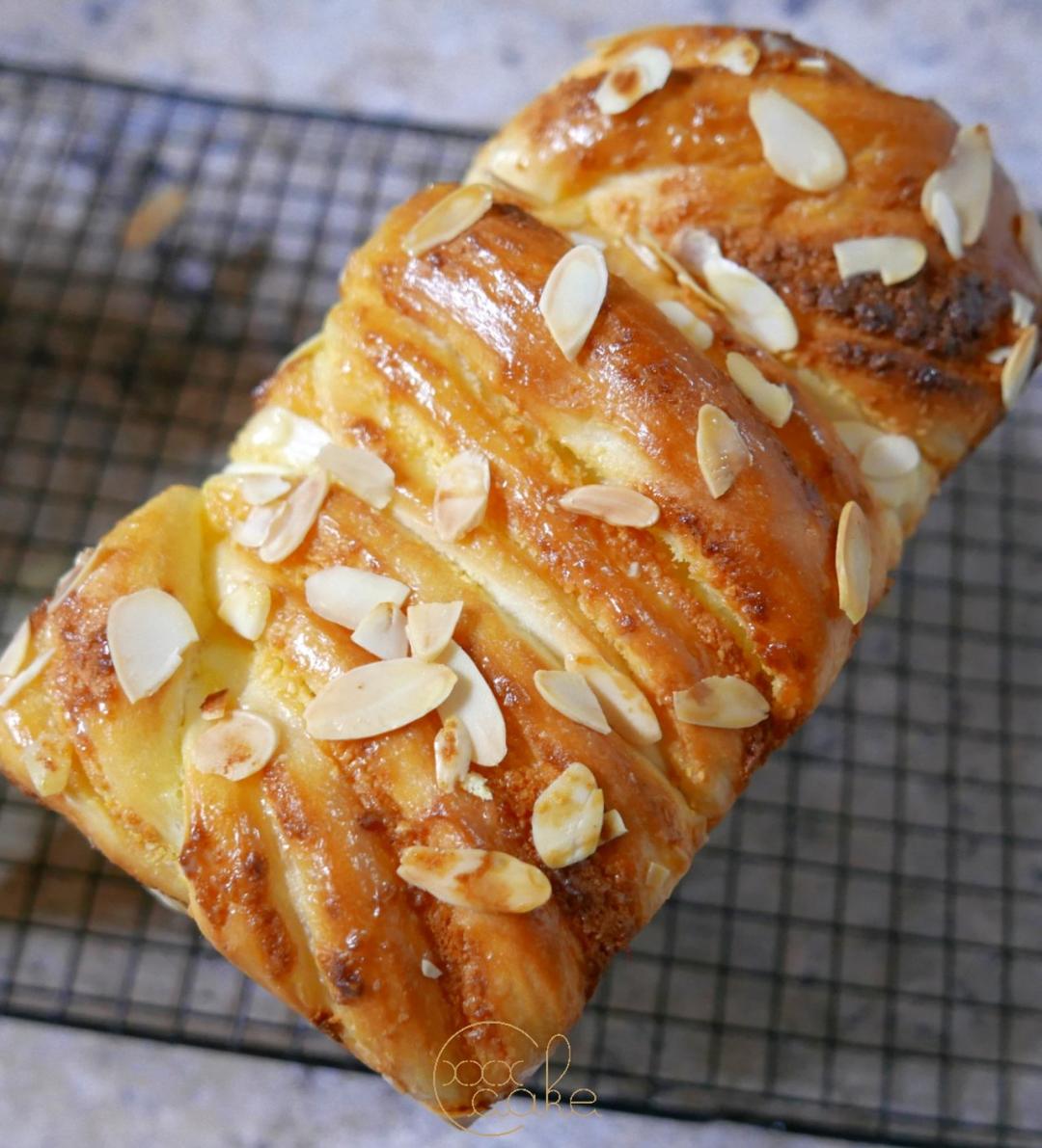 双倍椰蓉奶酥吐司