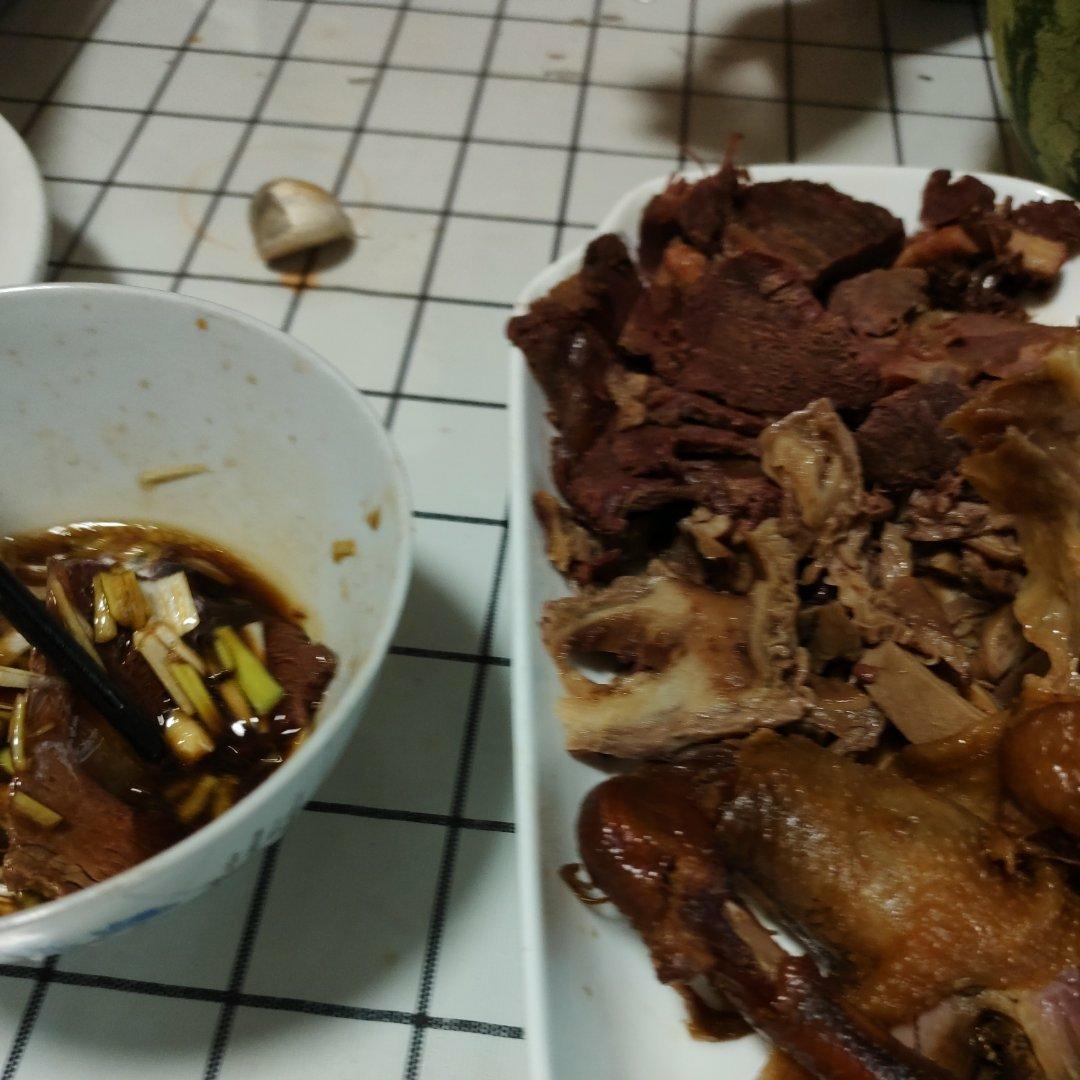 卤牛肉蘸料，好料不能少