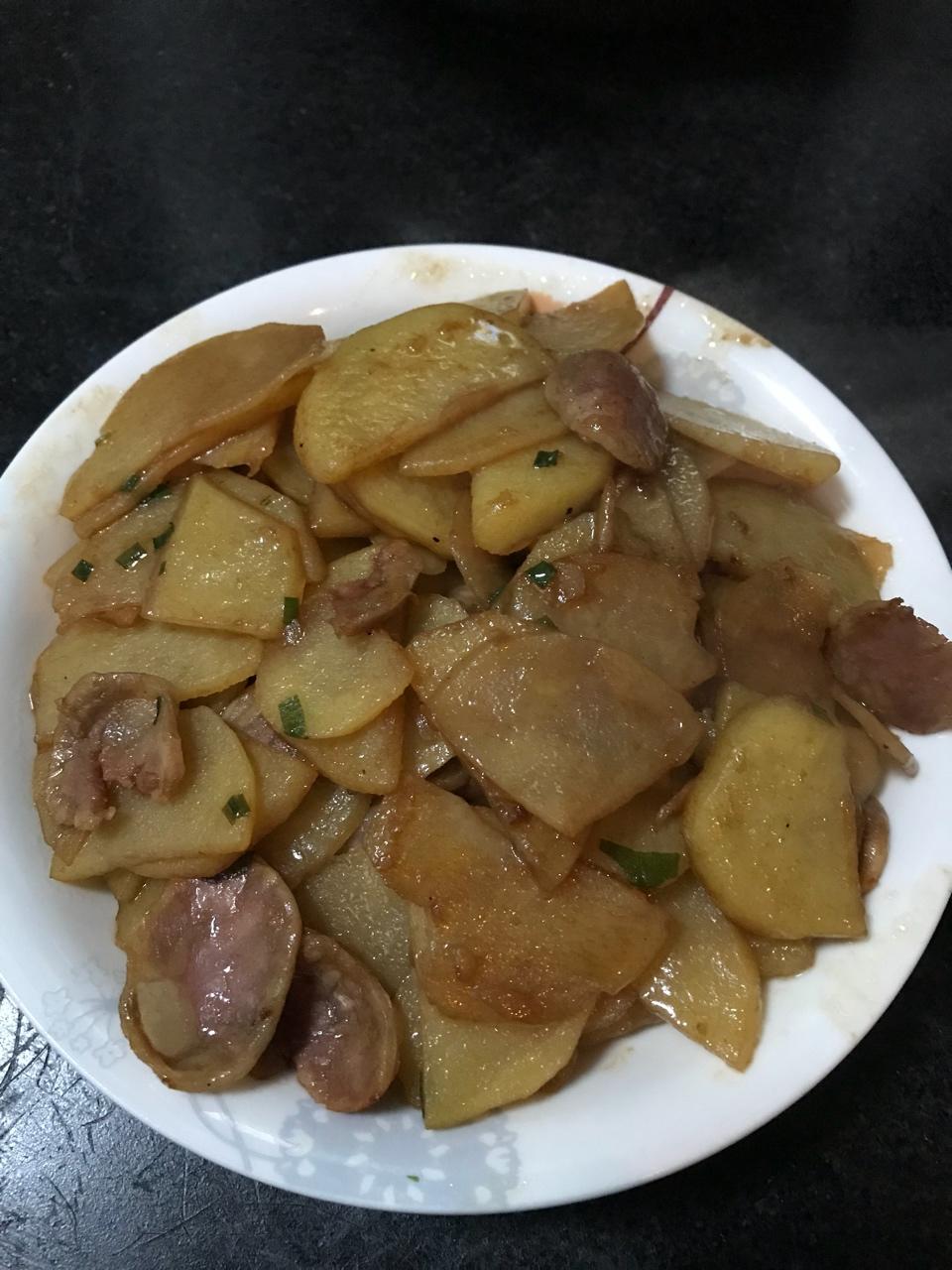 土豆片炒肉