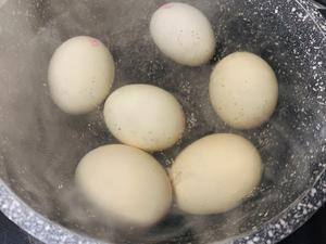 半熟玉子——京都飘亭米其林三星早餐（温泉蛋/溏心蛋）的做法 步骤1