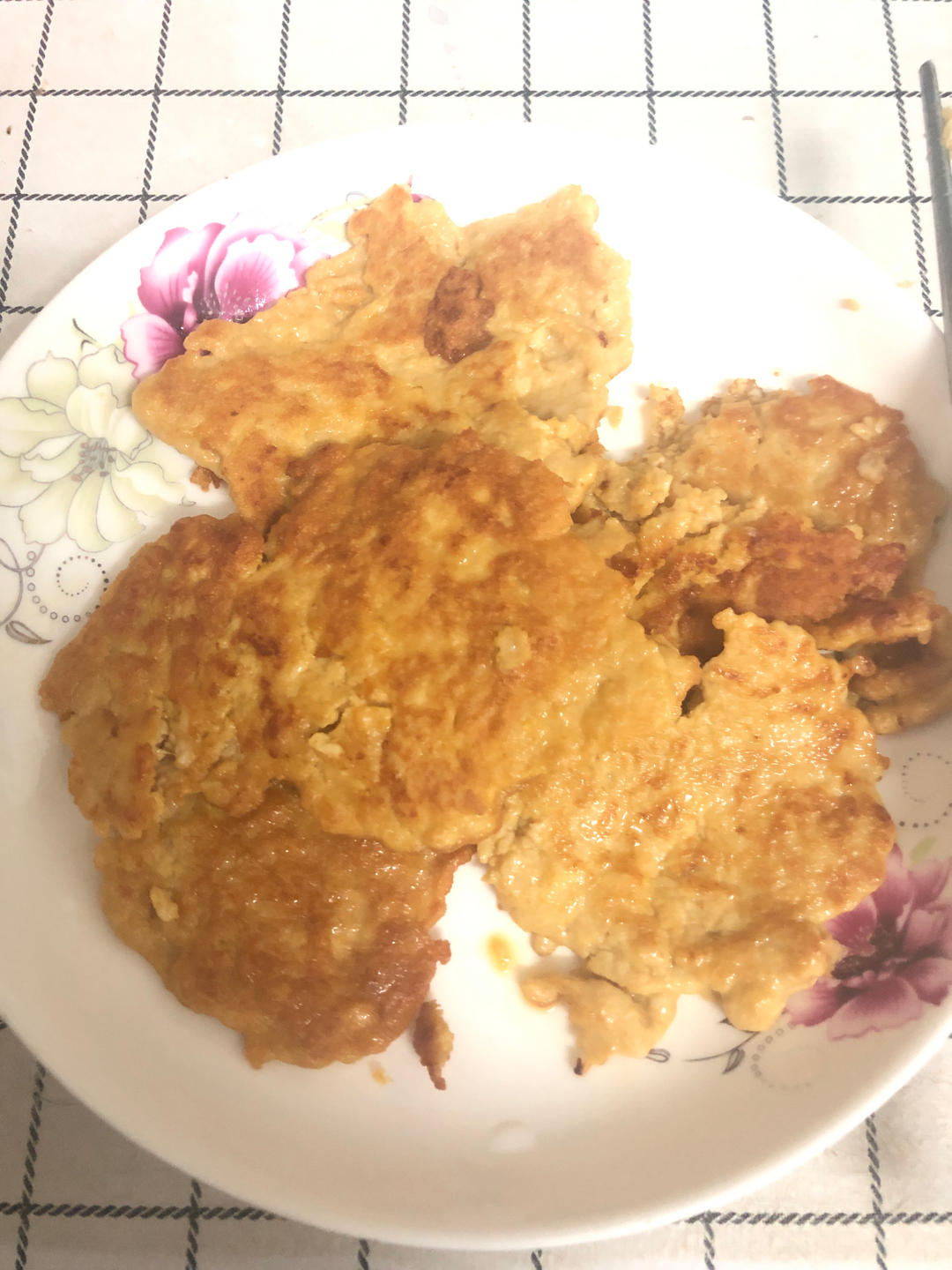香煎鸡胸肉饼