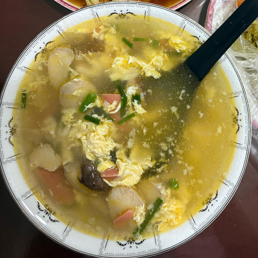 杏鲍菇火腿鸡蛋汤