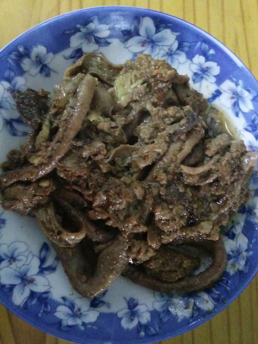 煎鱼肠的做法