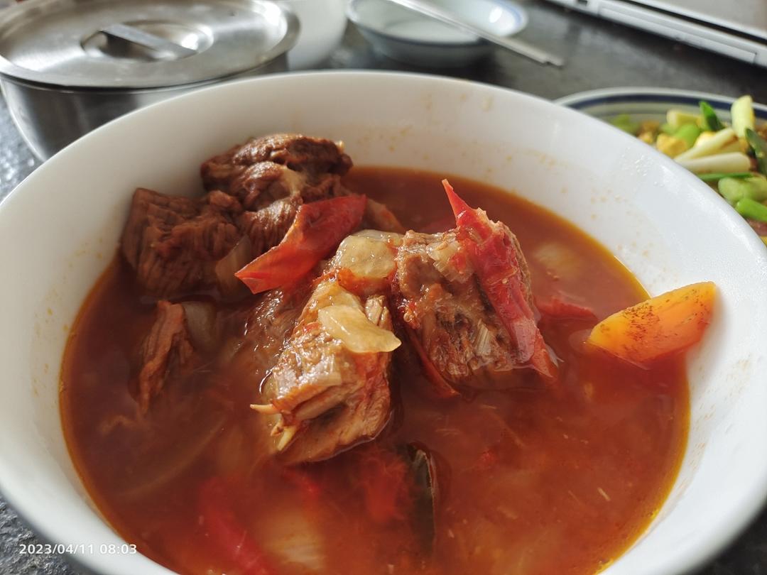 番茄土豆炖牛腩
