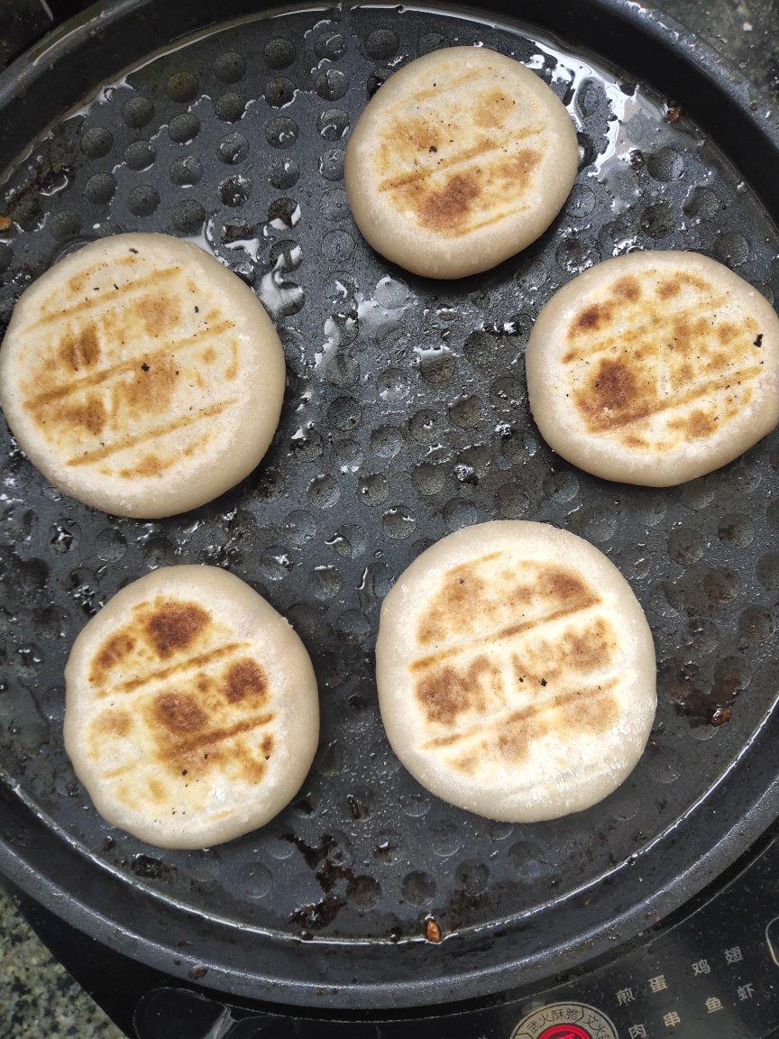 洋葱牛肉馅饼