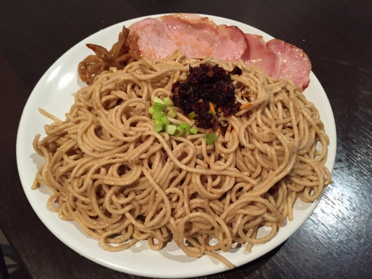 白汁蘑菇培根意粉