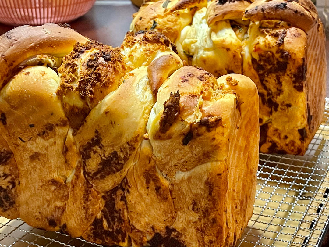 肉松香葱吐司（四种整形手法）