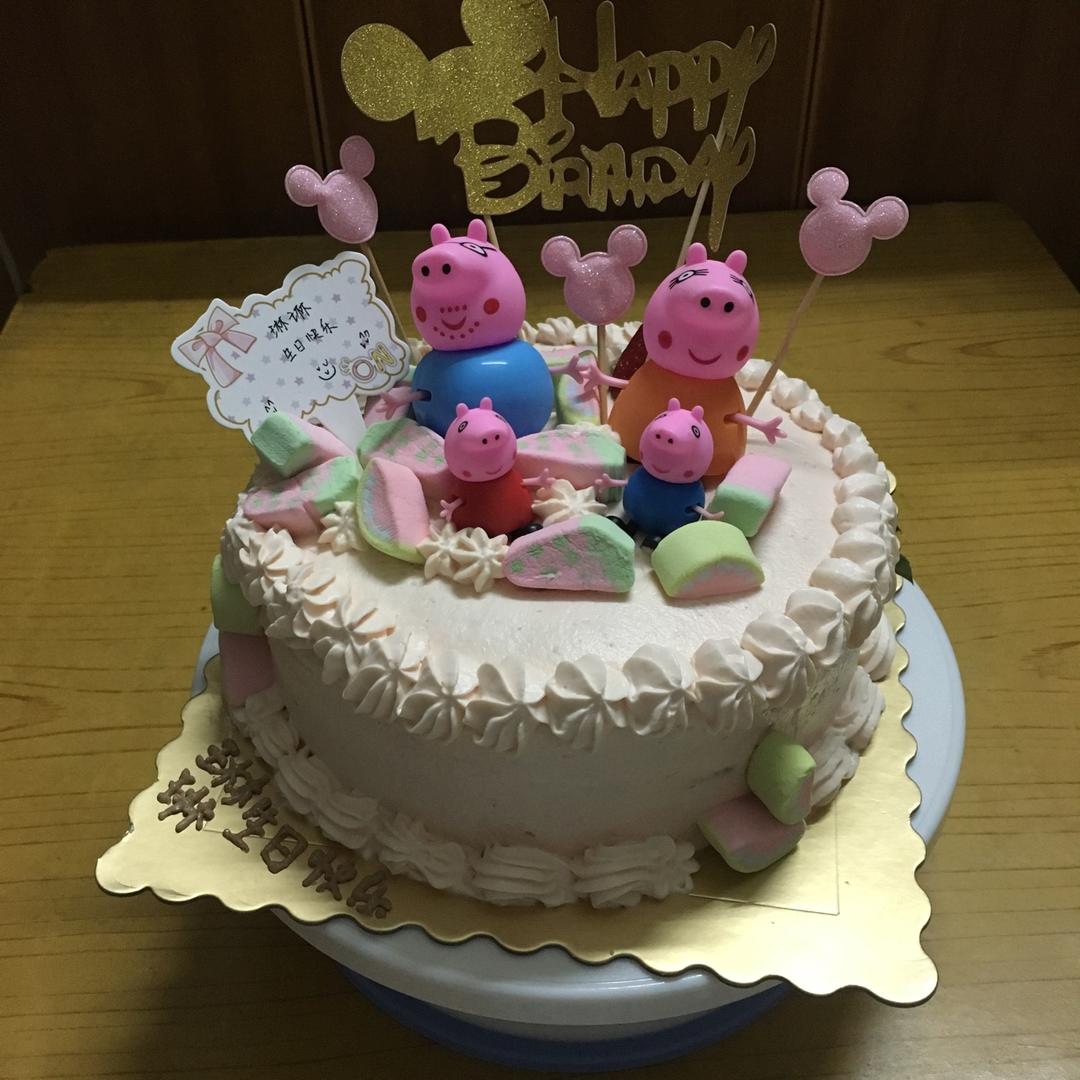 小猪佩奇生日蛋糕