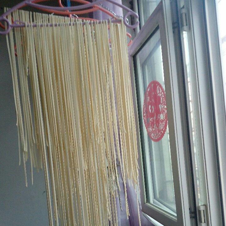 自制彩色手工面条/挂面