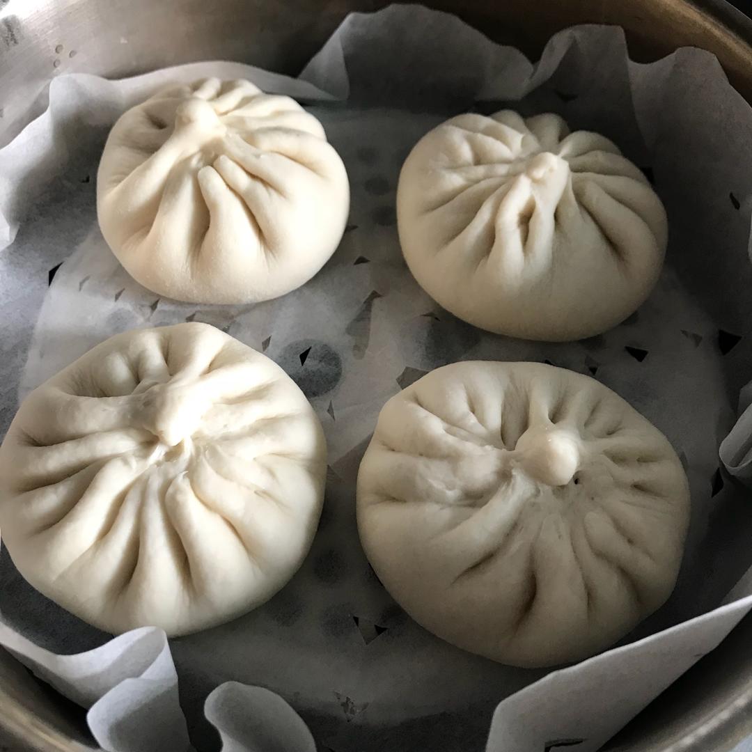 榨菜鲜肉包子