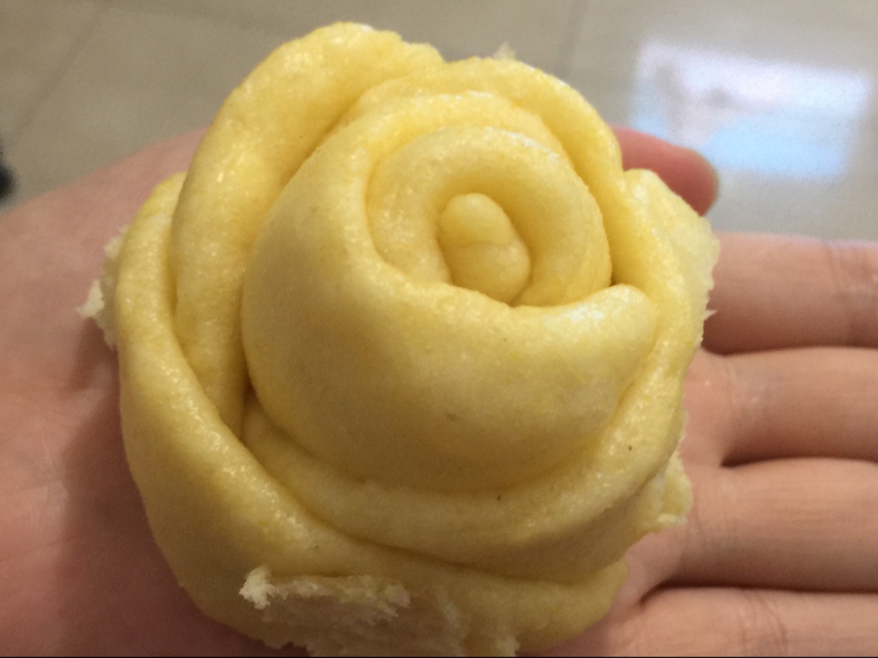 黄玫瑰馒头