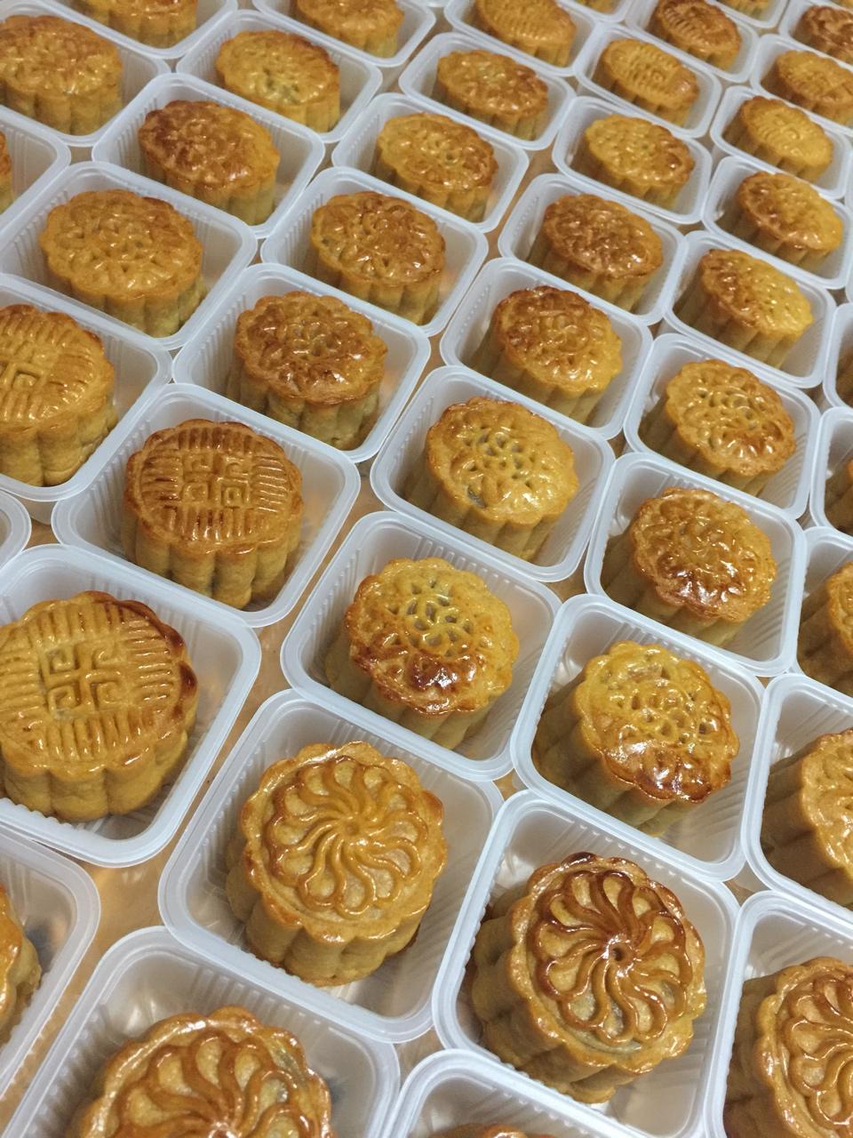 广式月饼——蛋黄莲蓉月饼