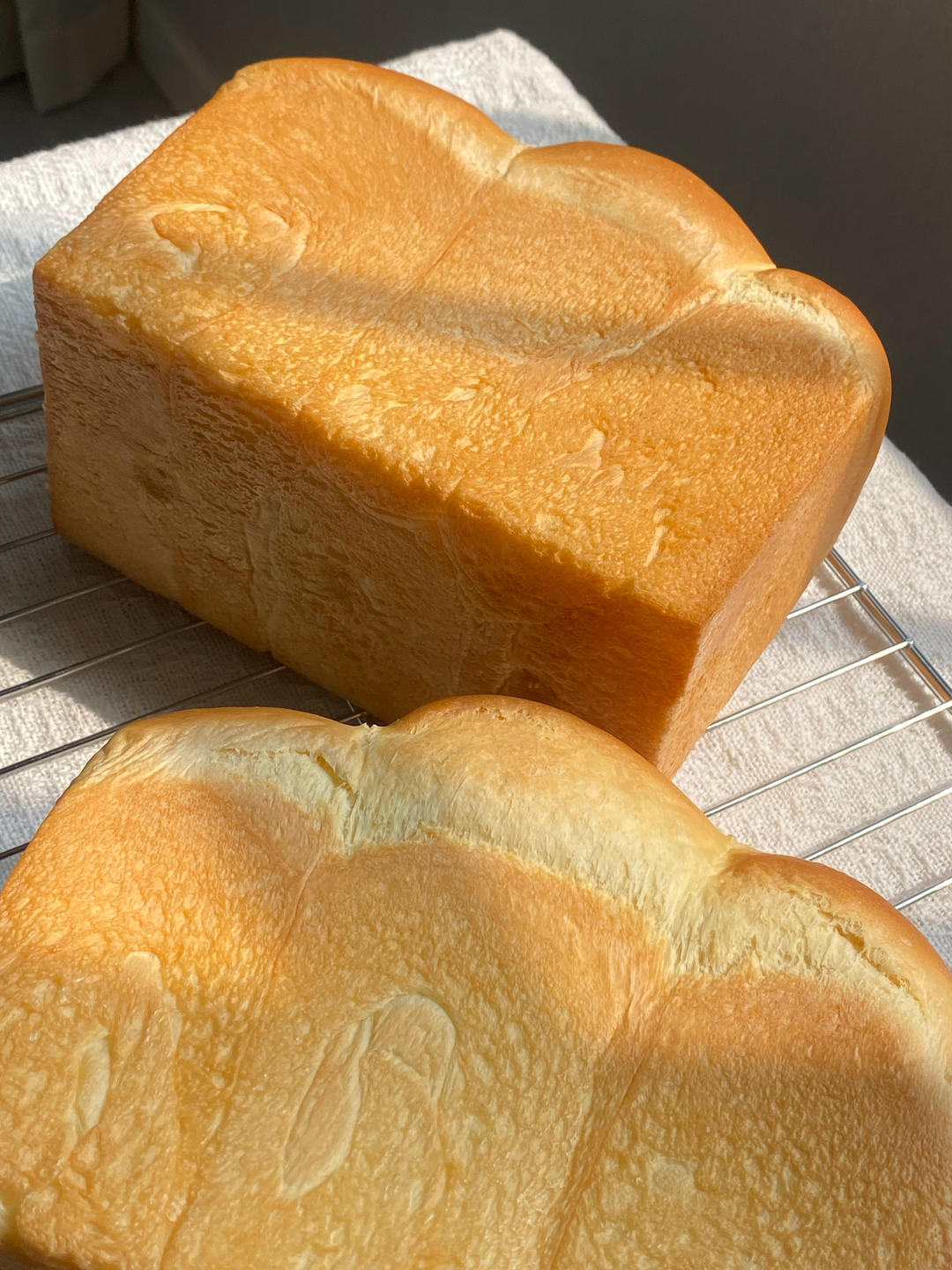 奶香纯粹的重料淡奶油吐司