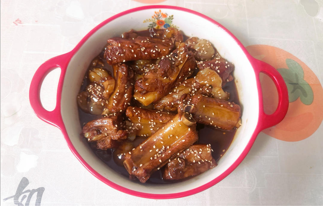 夏天一定要试试这道｜荔枝排骨