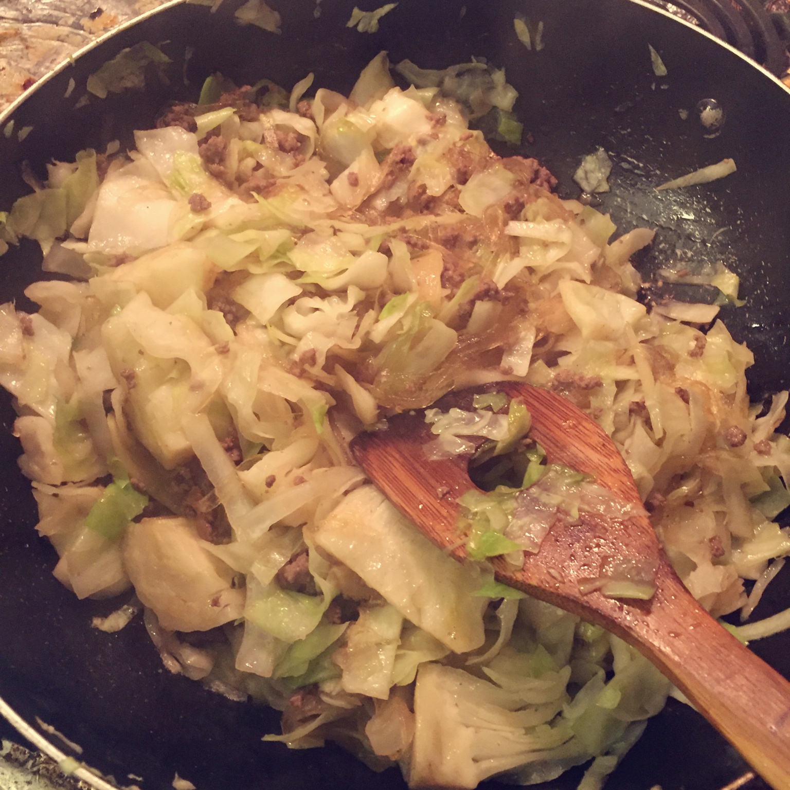 卷心菜炒粉丝 Glass noodles with Cabbage
