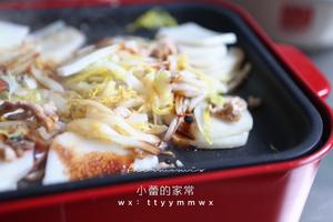 小红锅的白菜炒年糕的做法 步骤6
