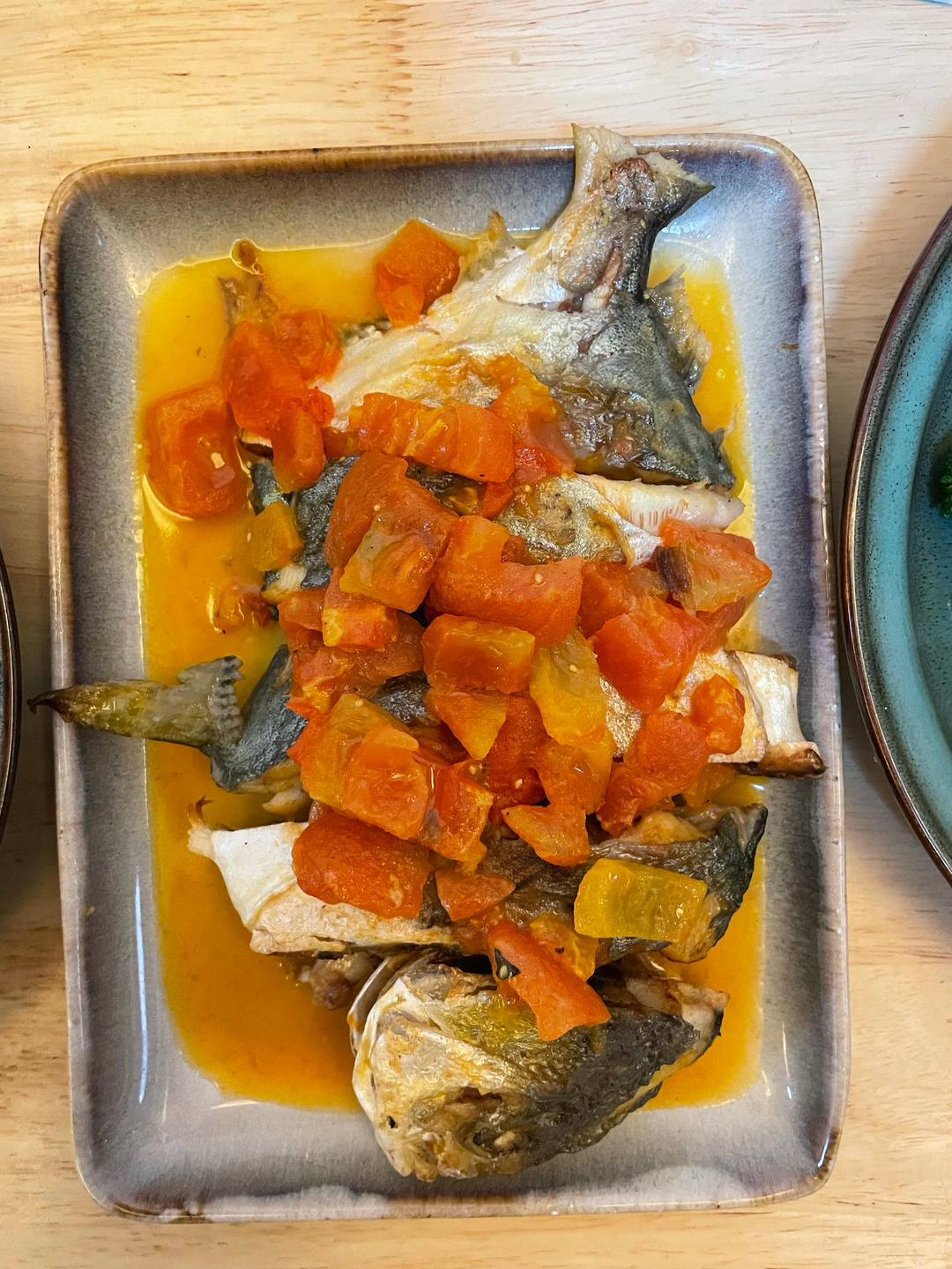 日式番茄炖青花鱼