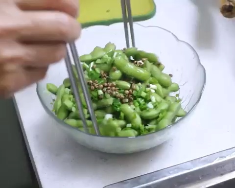 「武汉味道」凉拌麻辣毛豆（视频版噢）的做法