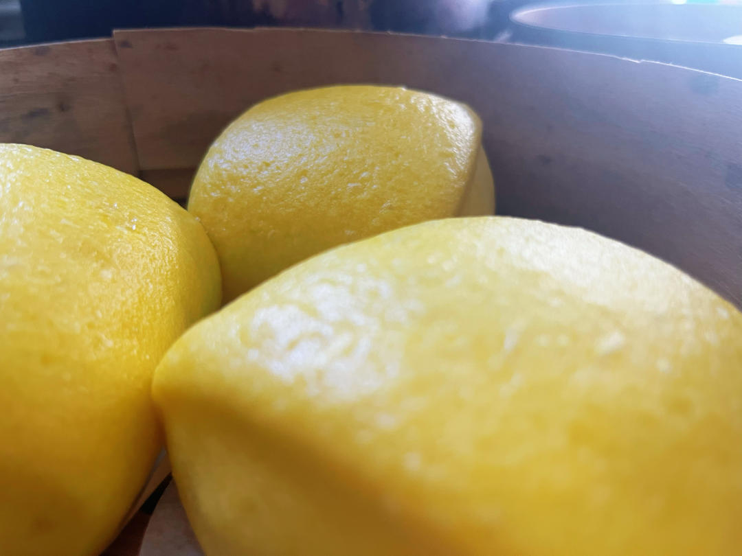 新手也可以--详解如何做出人见人爱、金黄的南瓜馒头