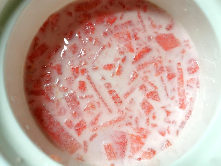西瓜牛奶冰