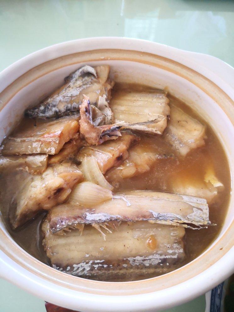 啫啫鱼煲