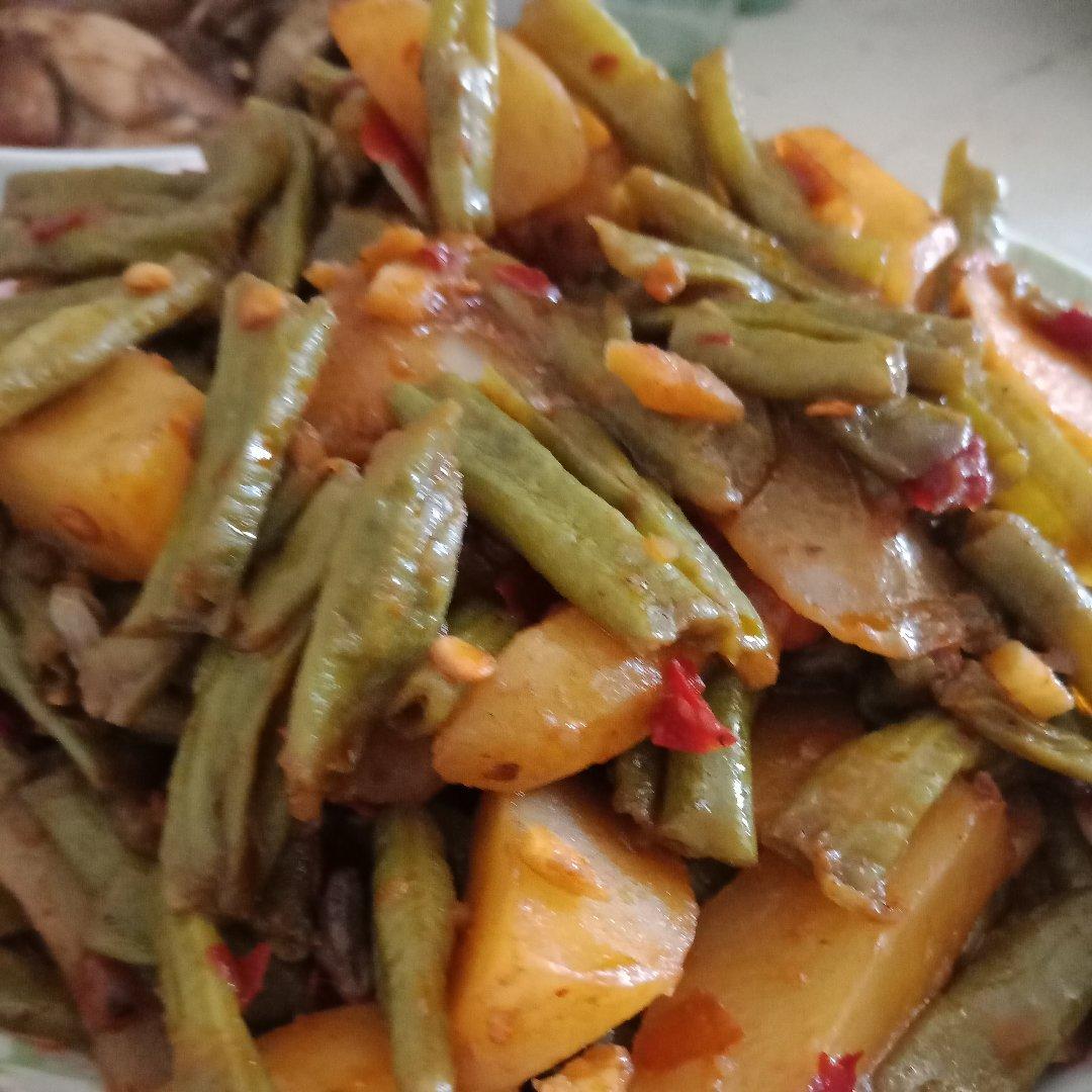 土豆炖豆角