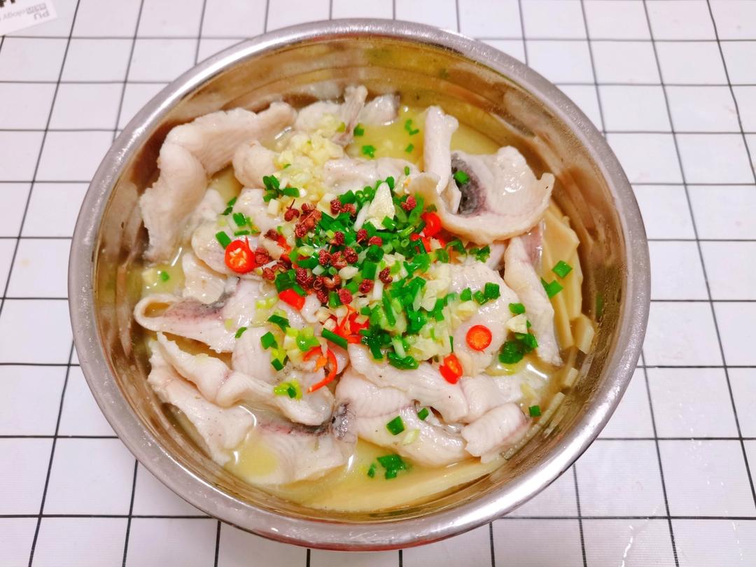 厨师长教你：“酸菜鱼”的传统做法，色香味俱全