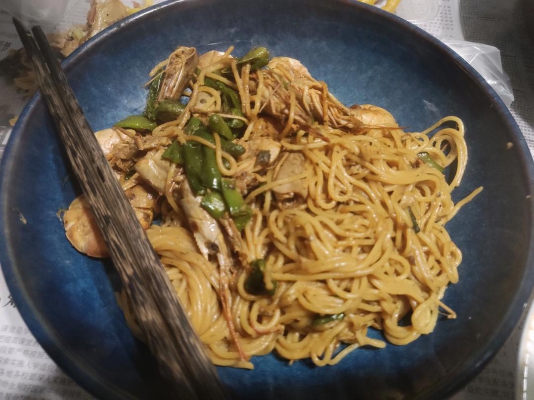 热辣蒜香鲜虾意面🍝
