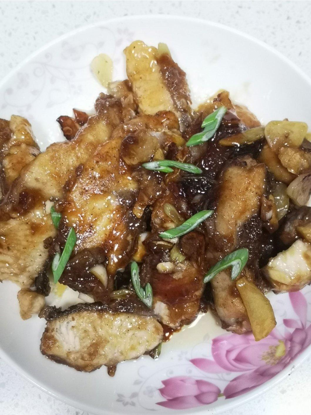 红烧鱼块