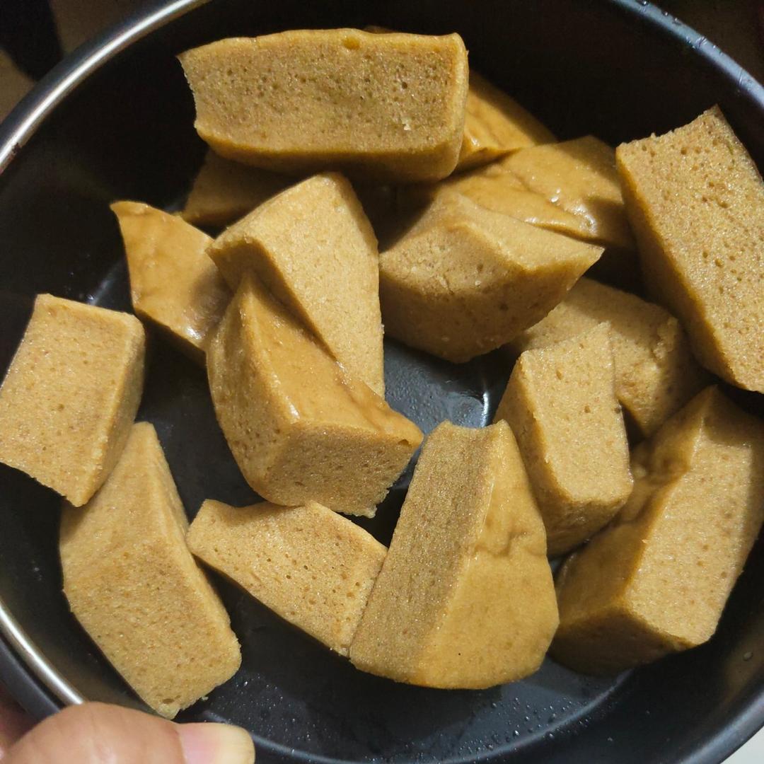 快去做！超简单自发粉红糖马拉糕
