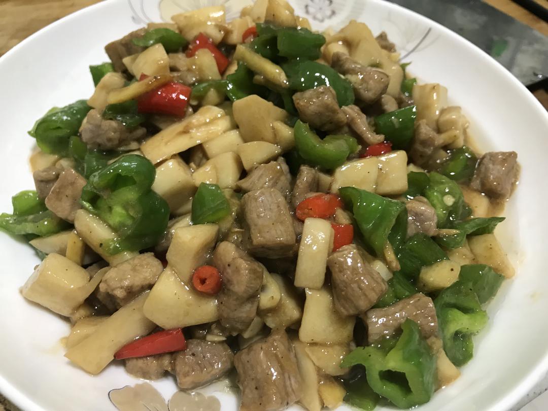 家常菜~杏鲍菇烧牛肉粒