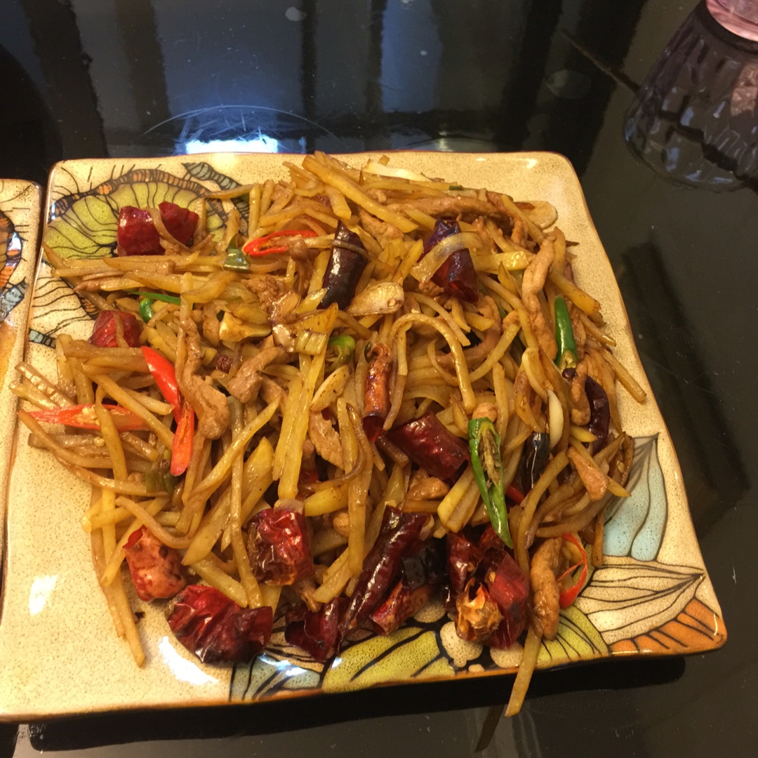 酸辣土豆丝-不用再愁不辣不酸了