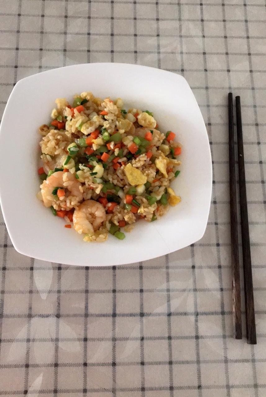 三色炒虾仁