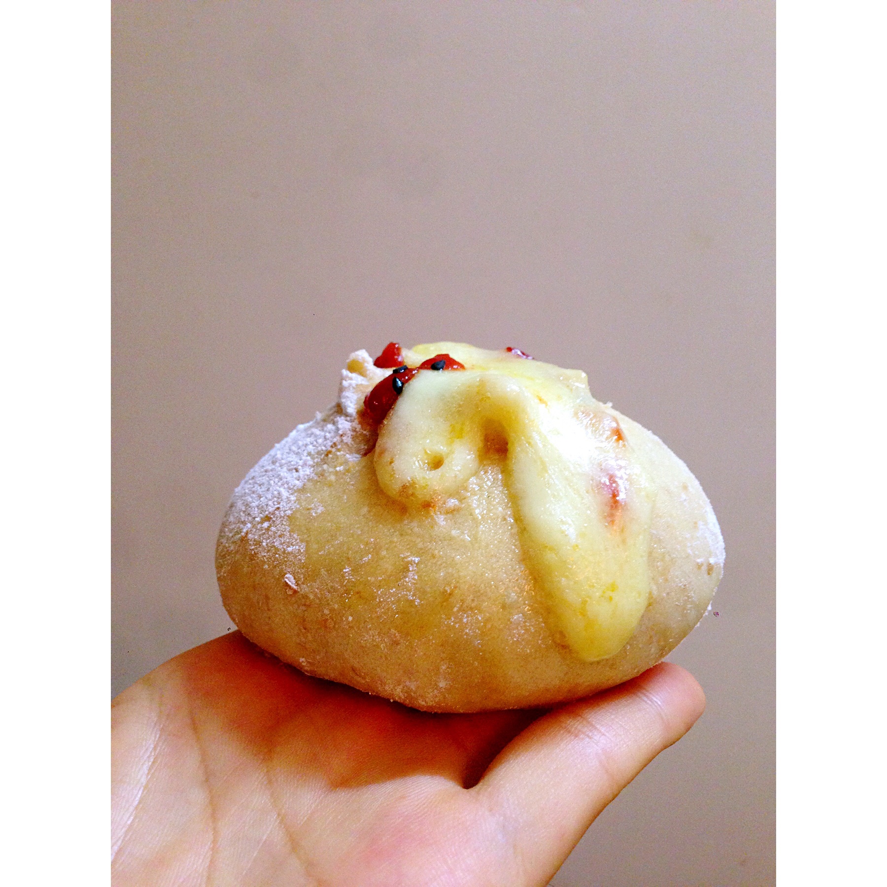 全麦芝士熔岩面包