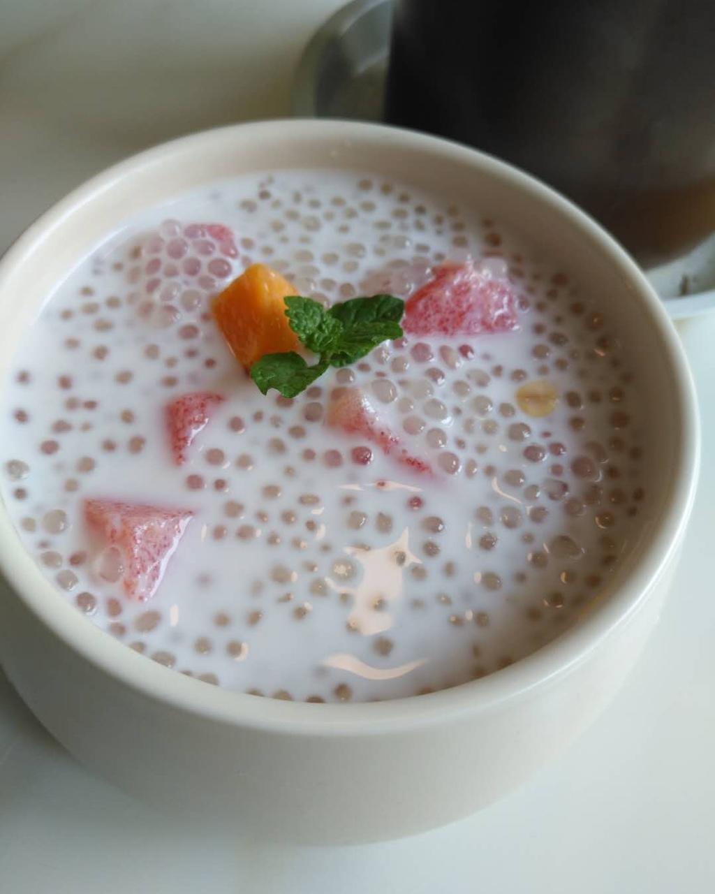 断ai做的水果西米露