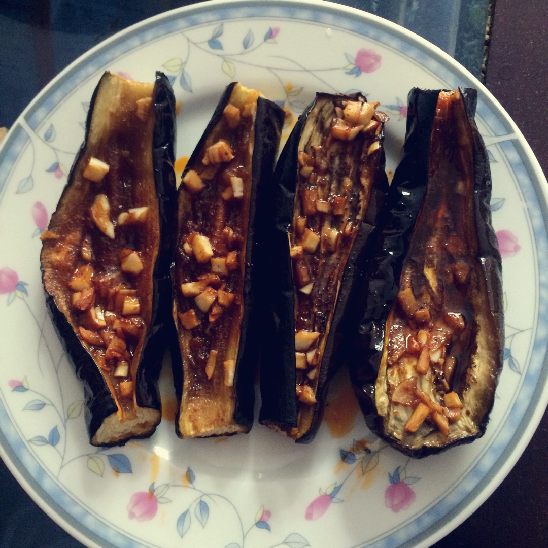 CC招牌菜销魂烤茄子，百吃不厌！