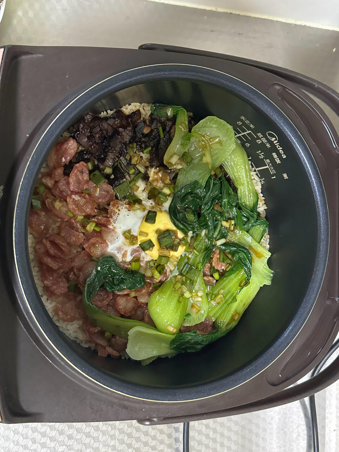 零失败 绝对惊艳 广式腊肠葱油煲仔饭（极简电饭煲版）