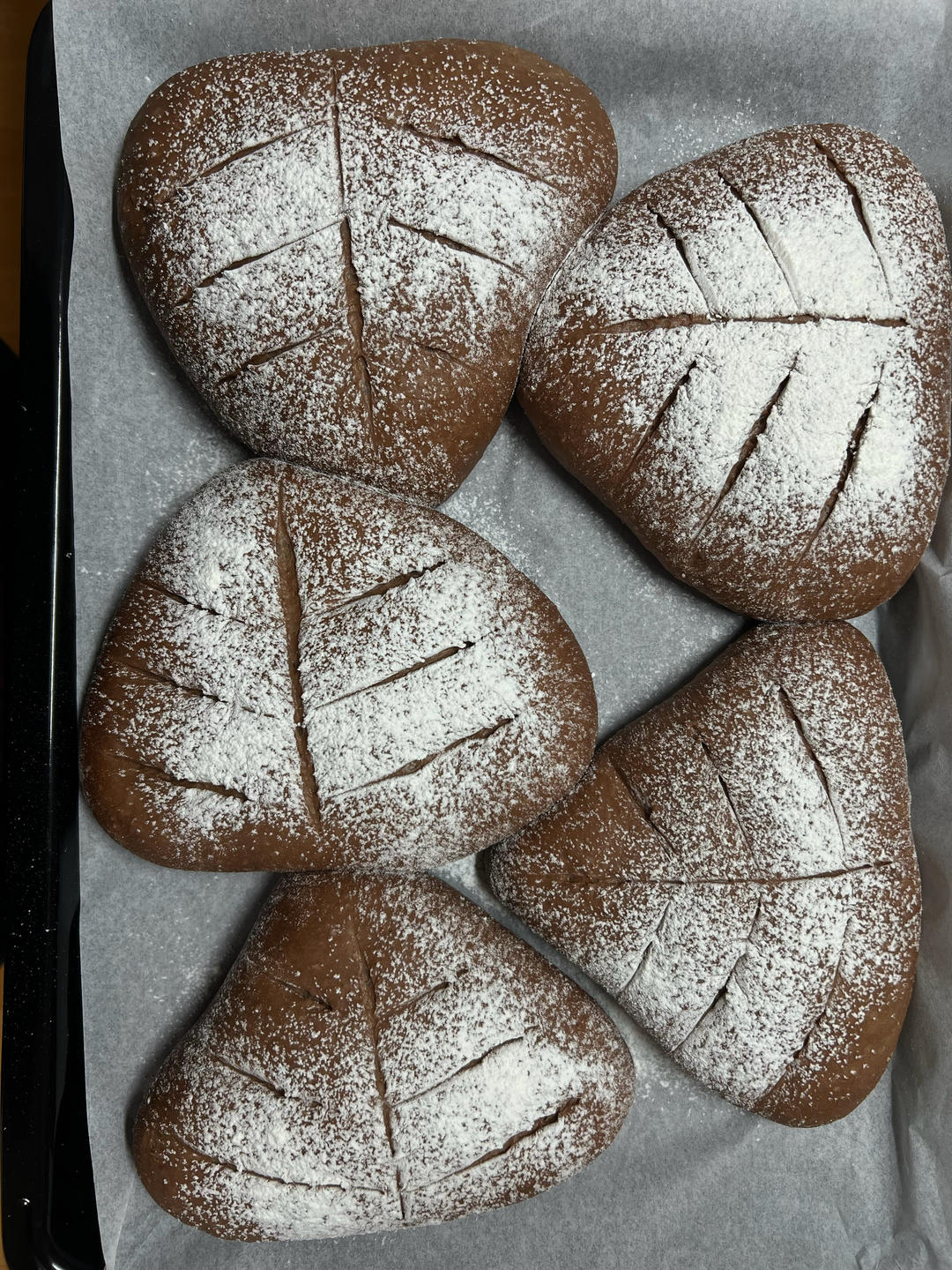 敲好吃的巧克力软欧包，一口爆浆太满足‼️