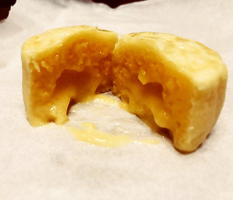 超详细图解版--流心奶黄月饼