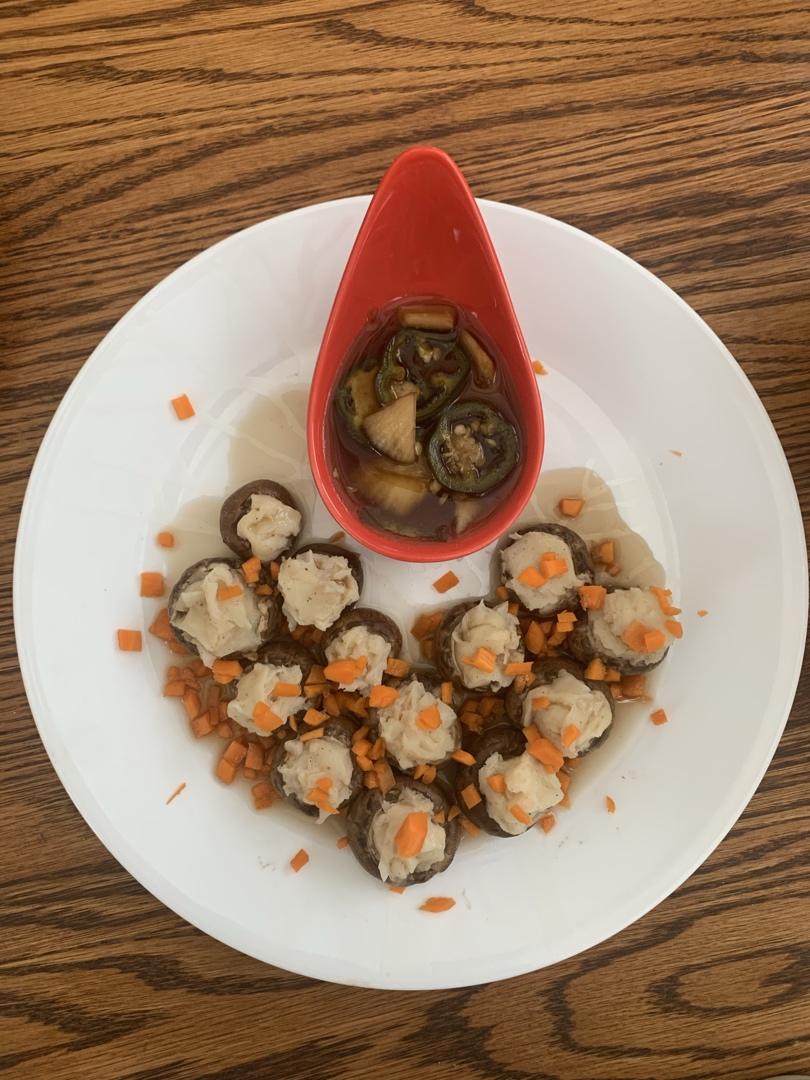 美味的肉酿香菇～～孩子爱吃的下饭菜