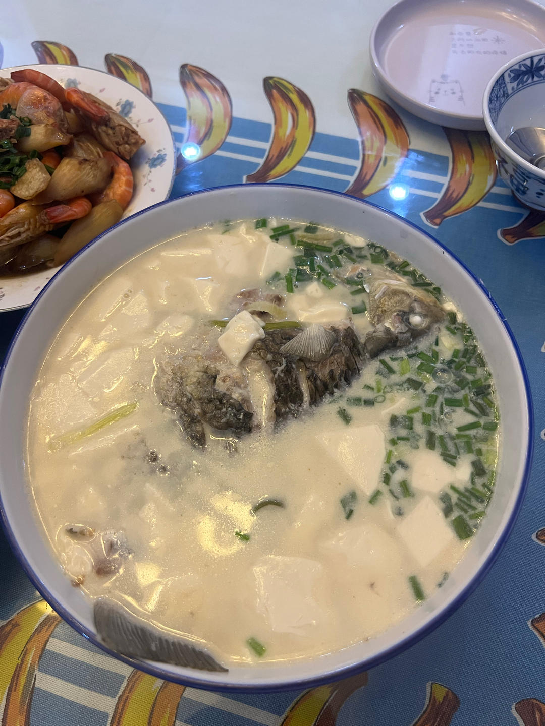 奶白鲫鱼豆腐汤|一条鱼最后的温柔