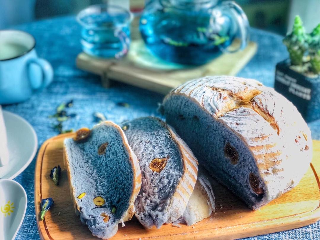 星空面包（蝶豆花天然色素）