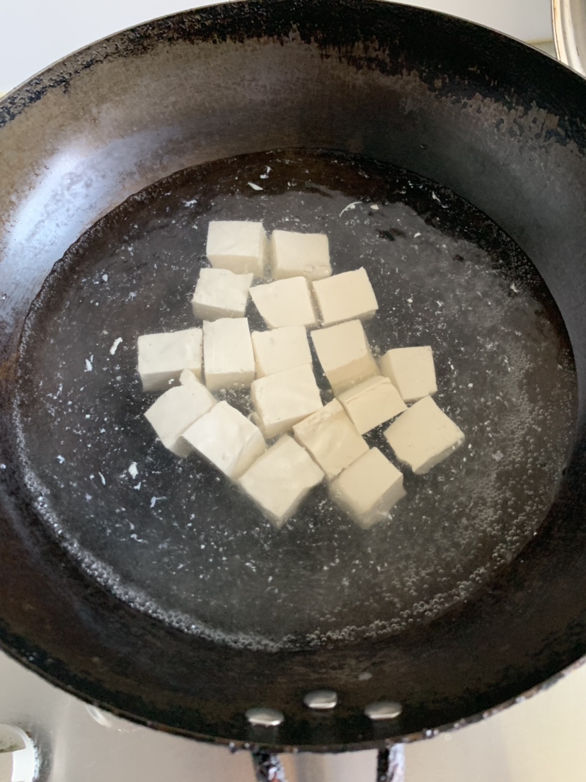 咸蛋黄豆腐（消灭咸鸭蛋）的做法 步骤3