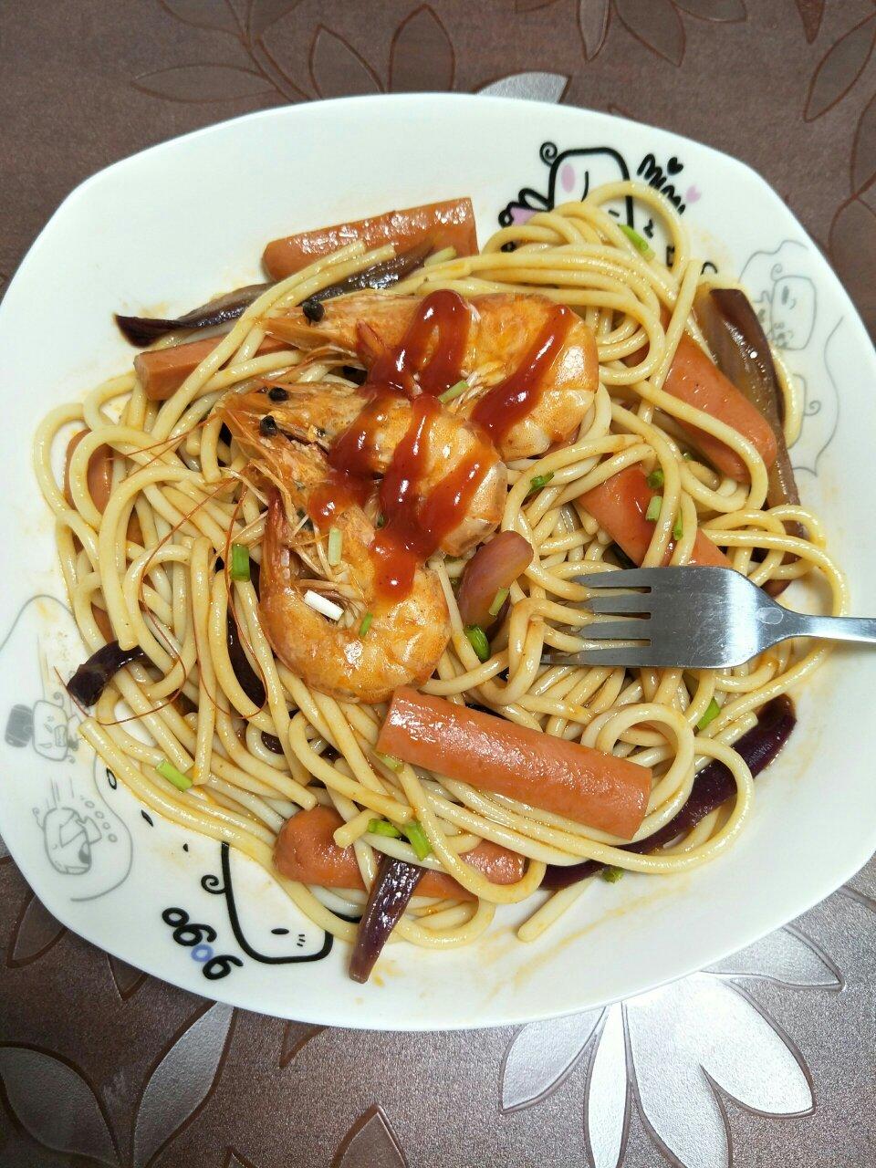 虾仁蕃茄意大利面