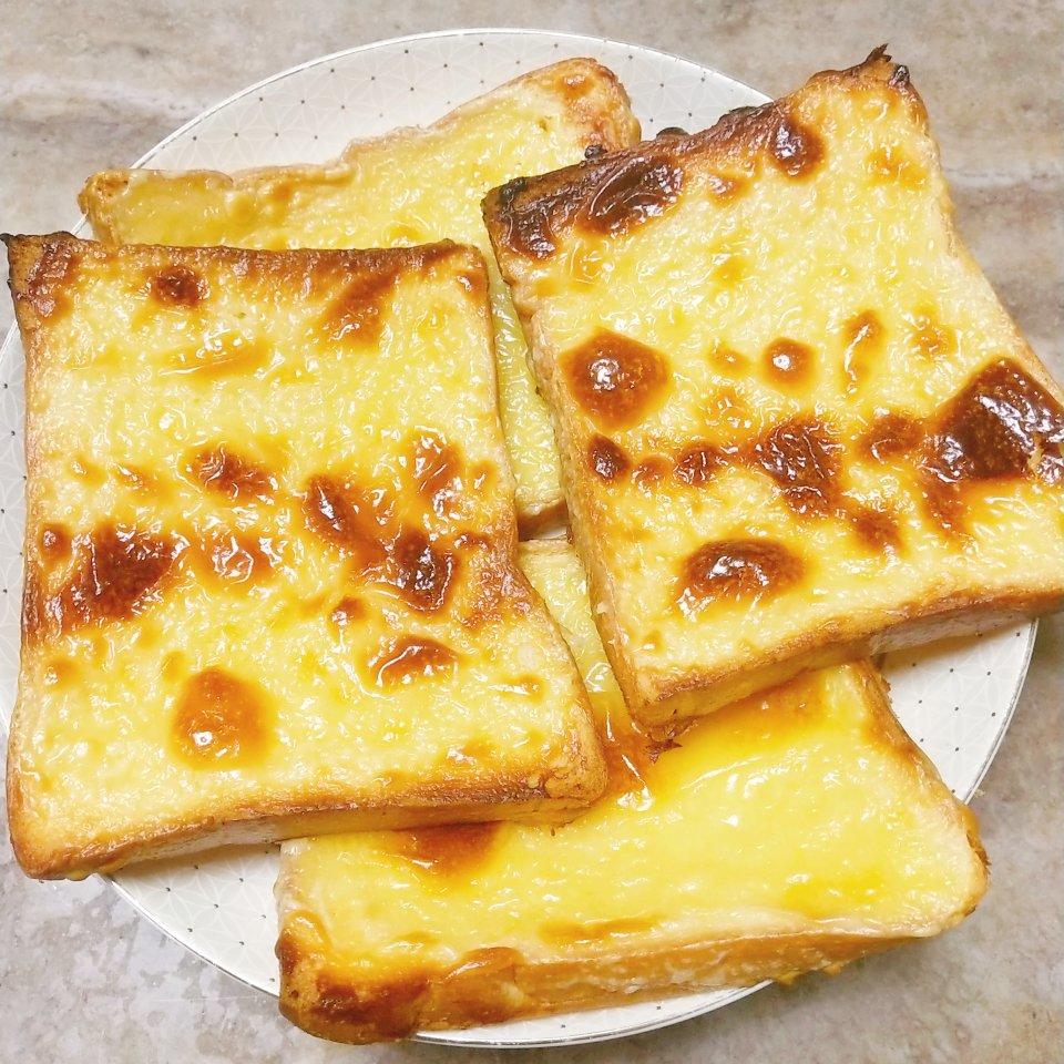 零失败快手岩烧乳酪(熔岩吐司)十分钟网红早餐，好吃哭