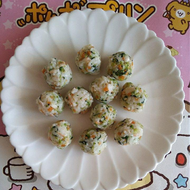 【彩蔬虾仁饭团】营养丰富，宝宝爱吃
