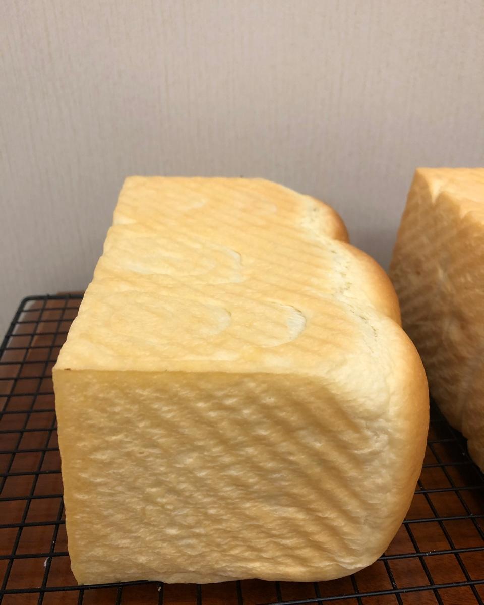 软到不敢捧起的牛奶甜吐司